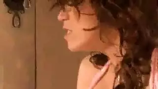 عاهرات طالبات سودانيات يأخذن قضيبًا كبيرًا