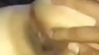 فعل خفي في الحافلة يطلق العنان لعلاقة جنسية جماعية علنية