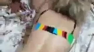 بالإصبع إيراني قبو