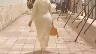 اختيار كبير بالعمر