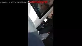 إباحية المواصلات: تحرش خفي بفتاة محجبة